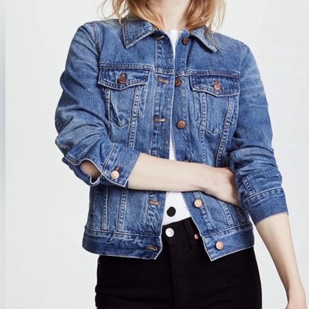 Madewell Denim Classic style jacket. Washed look with copper buttons. Small. - Picture 12 of 15